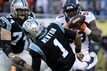 Utkání Carolina - Denver