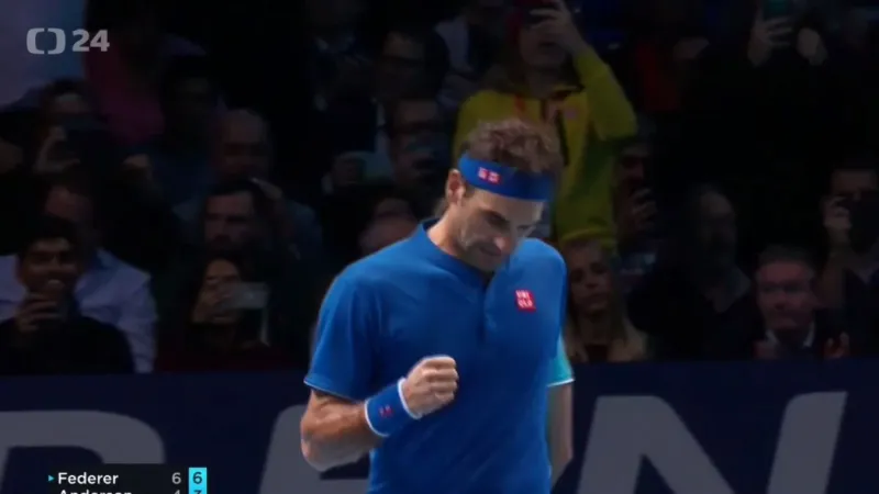 Federer si s Andersonem poradil ve dvou setech