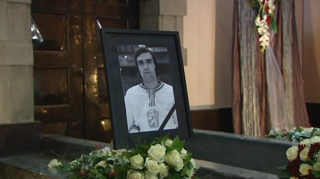 Zemřel bývalý hokejista Milan Kajkl