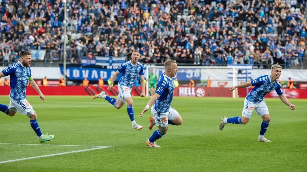 Fotbalisté Olomouce slaví