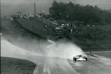 James Hunt na trati Velké ceny Japonska 1976