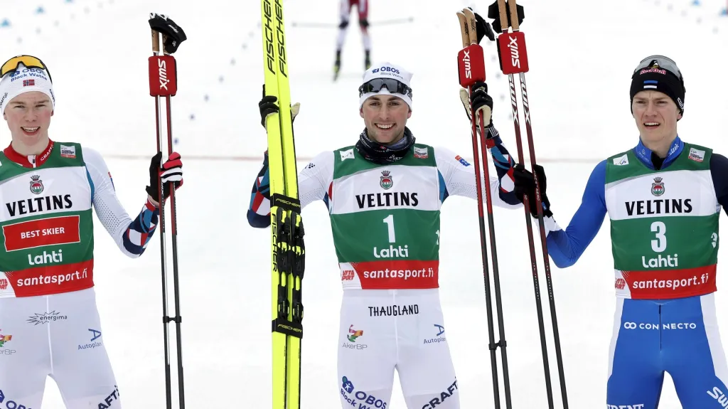 Závěrečnou zastávku SP ovládl Riiber