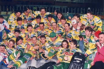 Extraligoví mistři ze Vsetína v roce 1995