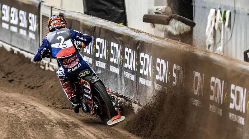 Všech sedm semifinálových rozjížděk českého týmu