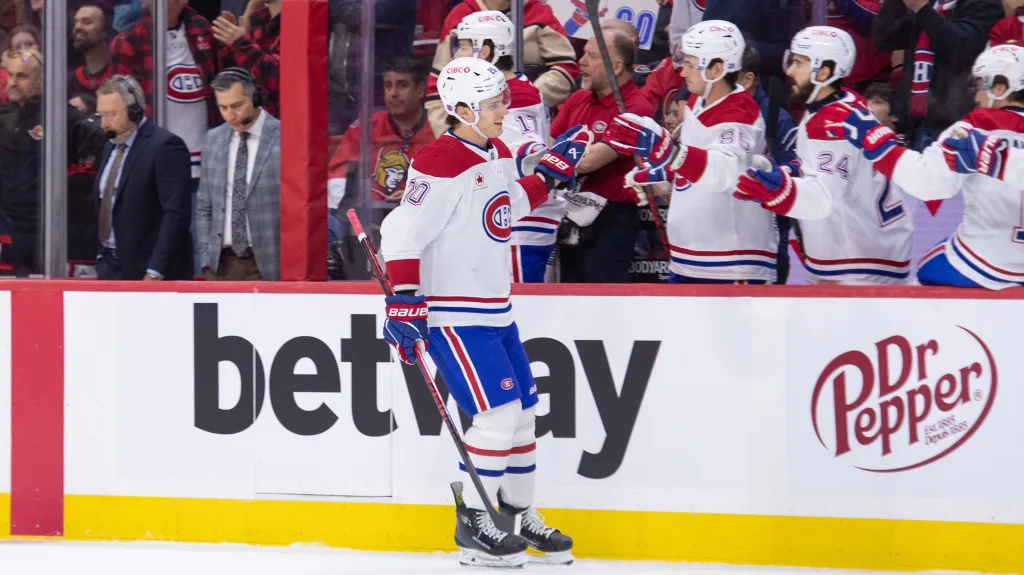 Juraj Slafkovský slaví gól v zápase s Ottawou