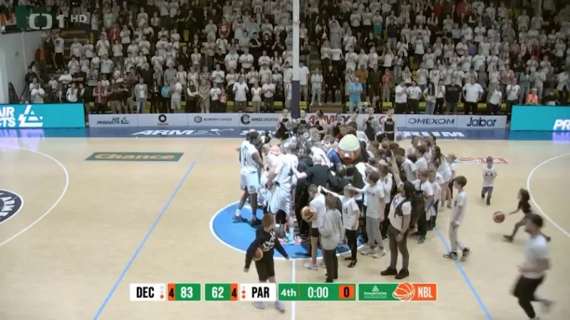 Basketbalisté Děčína mají v semifinále mečbol