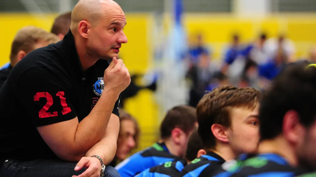 Trenér florbalistů Mladé Boleslavi Jan Zahálka