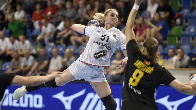 Házenkářky na úvod play-off o MS porazily Černou Horu
