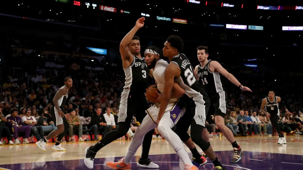 Utkání LA Lakers - San Antonio