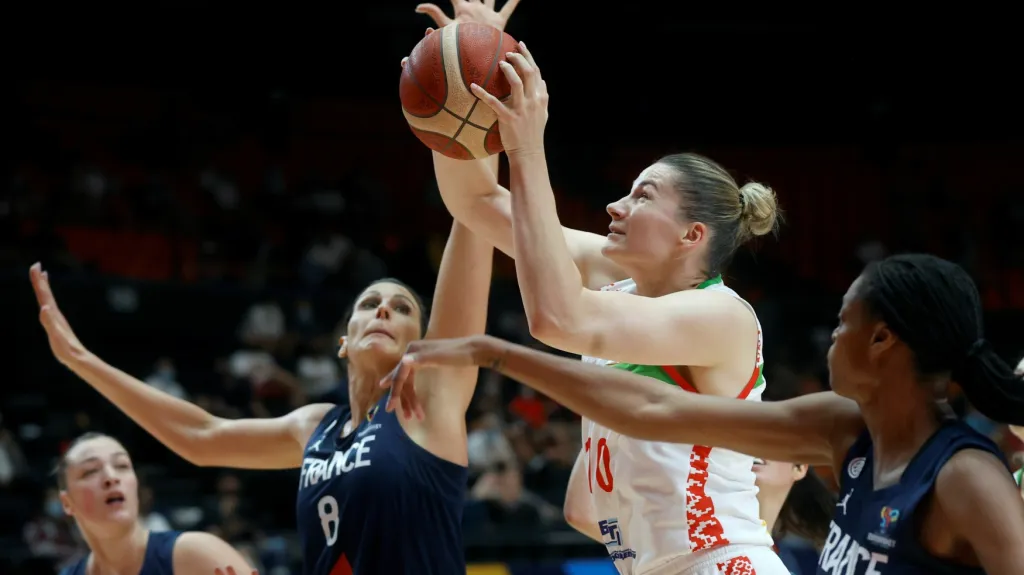 Francouzky si zahrají finále ME