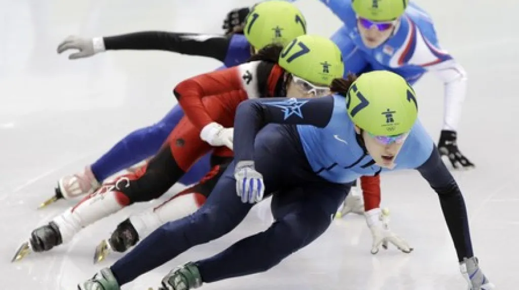 Rychlobruslařky bojují o postup do semifinále