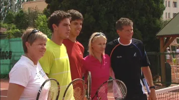Čeští tenisté účástnící se exhibice Advantage Tennis