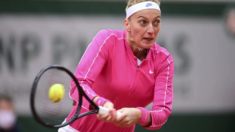 Kvitová je na Roland Garros ve čtvrtfinále, uspěl i pár Siniaková, Krejčíková