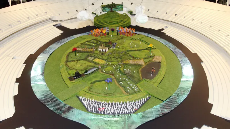 Model pódia na olympijském zahajovacím ceremoniálu