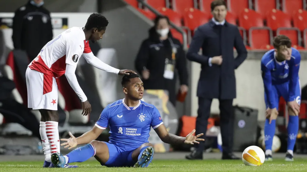 Oscar ze Slavie se omlouvá Alfredu Morelosovi z Rangers