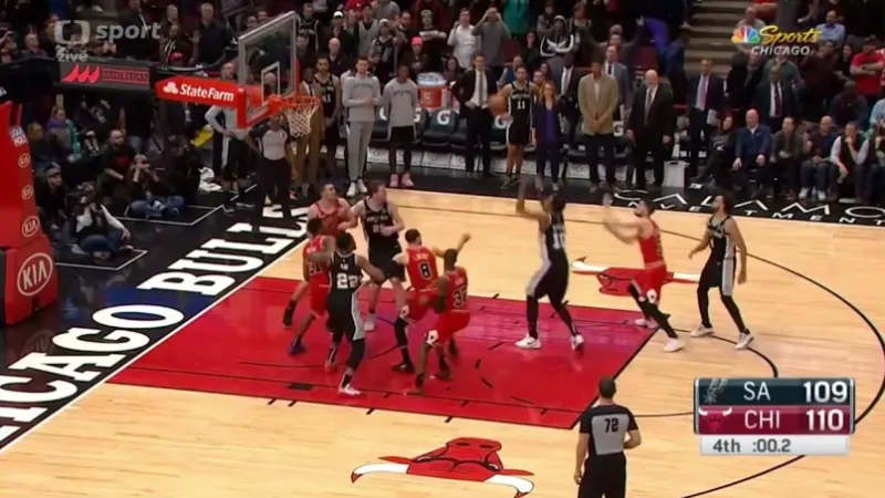 Satoranský pomohl Chicagu k těsné výhře nad San Antoniem