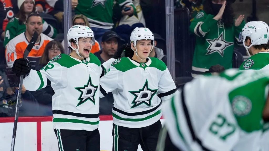 Matěj Blümel se raduje z branky