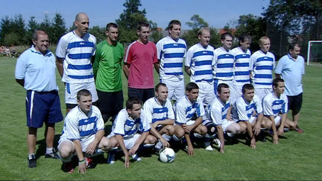 Jan Koller v dresu Smetanovy Lhoty