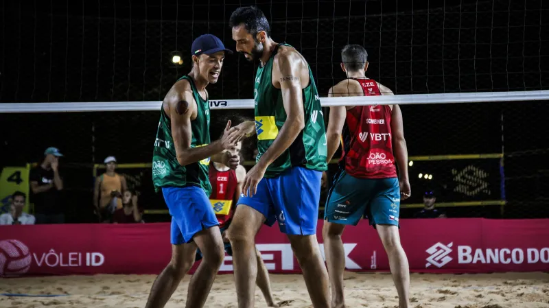 Sestřih utkání Perušič, Schweiner – Cottafava, Nicolai