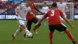 Gól v utkání Rakousko - Maďarsko: Szalai - 0:1 (62. min)