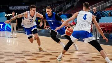 Basketbalisté se rozloučí s ME proti domácímu Lotyšsku