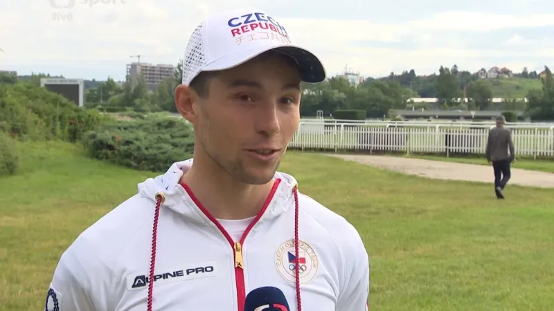 Olympionici si převzali oblečení pro LOH v Tokiu