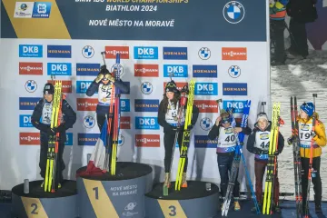 Slavnostní vyhlášení vítězek sprintu na MS