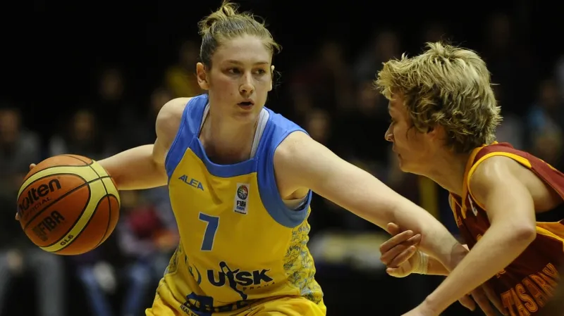 Lindsay Whalenová v dresu USK