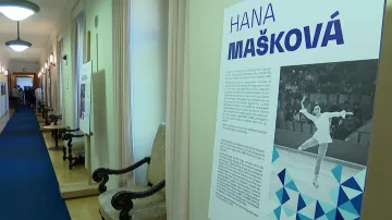 V budově Senátu byla otevřena výstava československého krasobruslení