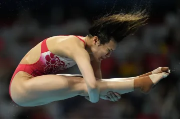 Číňanka Š' Tching-mao obhájila zlato z třímetrového skoku do vody