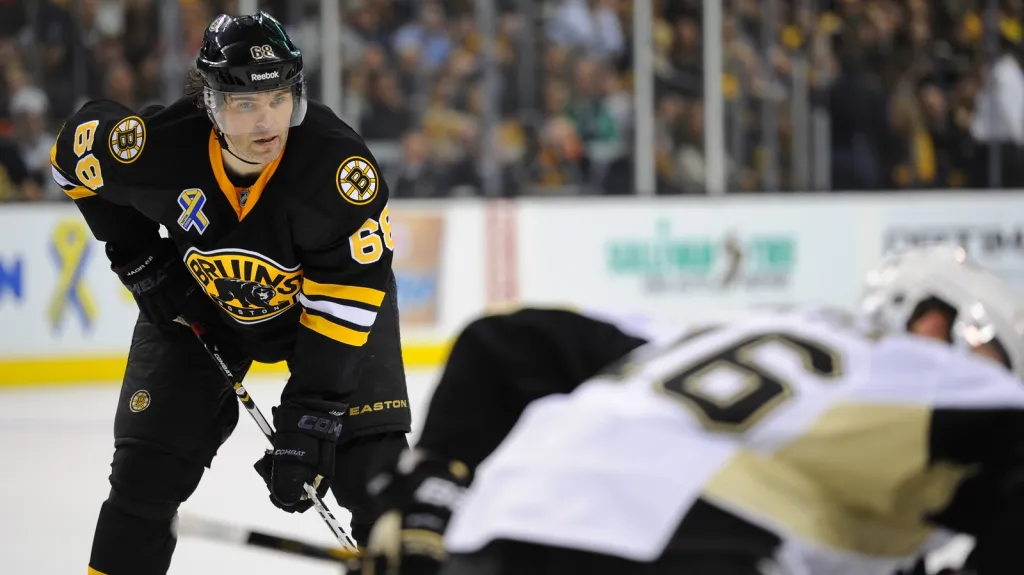 Jaromír Jágr v utkání s Pittsburghem