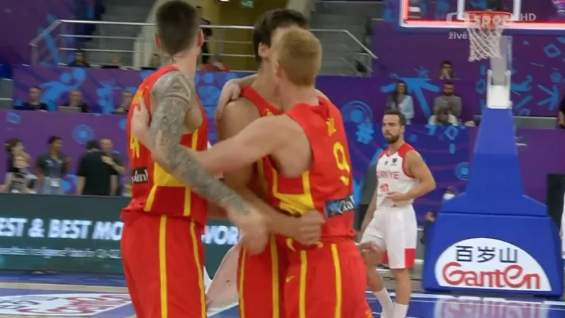 Závěr utkání Turecko - Španělsko