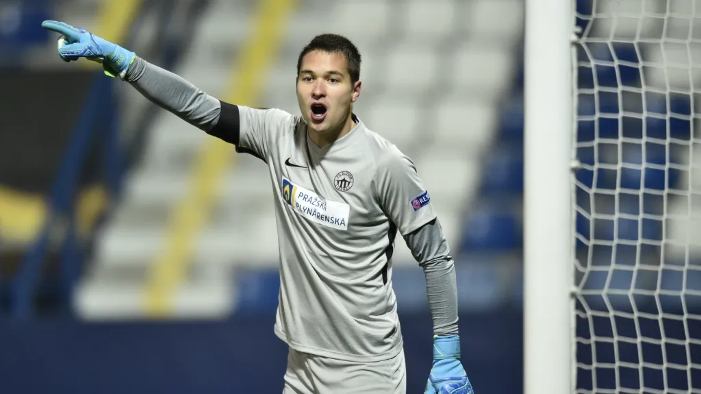 Liberecký brankář Filip Nguyen