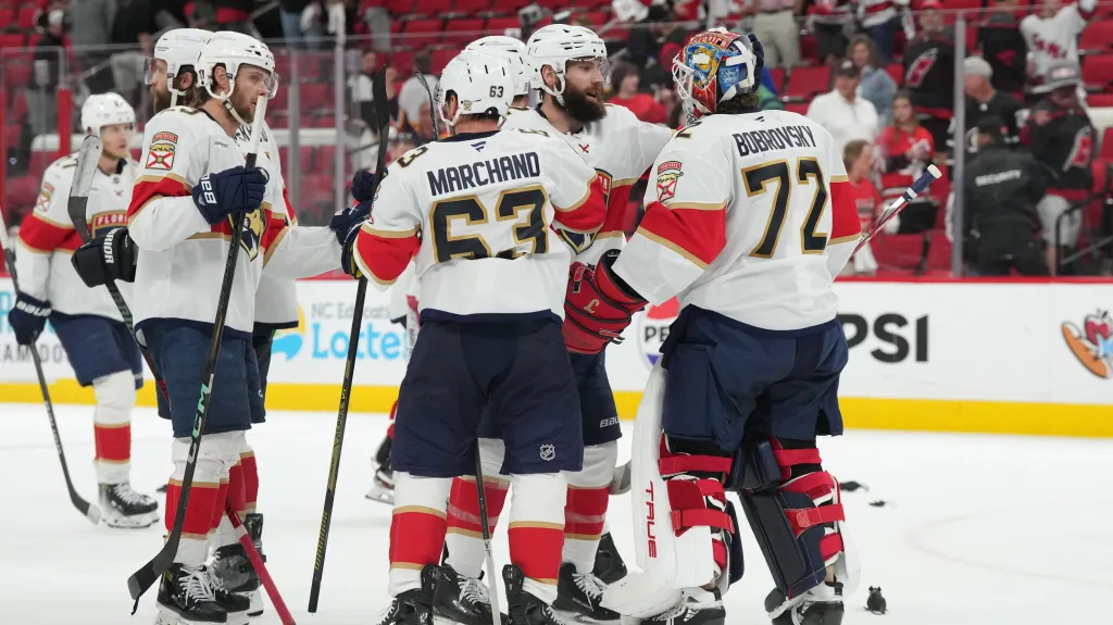 Hokejisté Foridy se radují z výhry