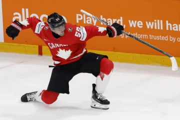 Mark Scheifele slaví branku