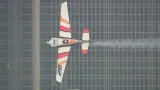 Záznam Red Bull Air Race v Abú Zabí