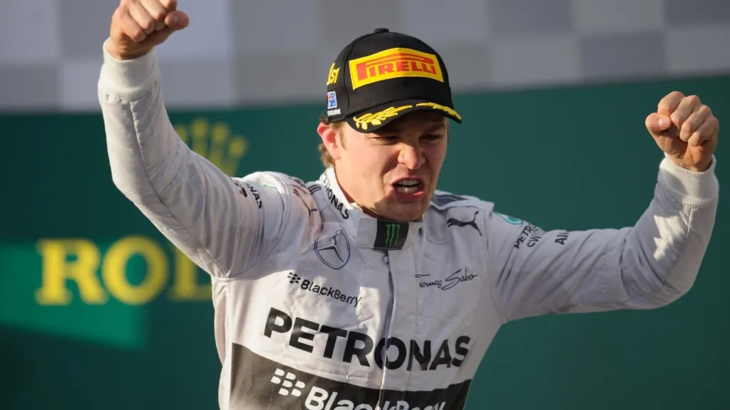 Nico Rosberg se raduje z vítězství v Melbourne