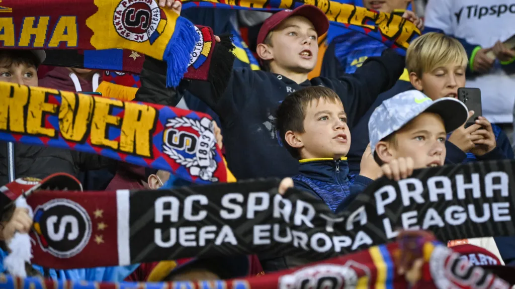 Mladí fanoušci Sparty