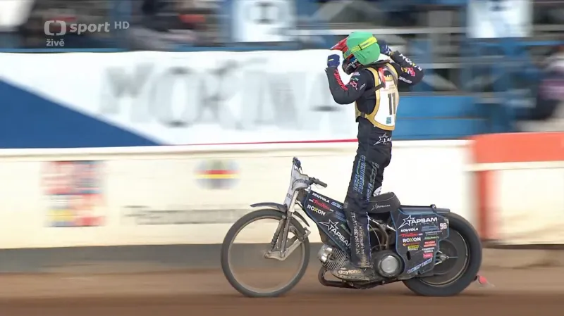 Finálová jízda s ohlasem vítěze Zlaté přilby Lahtiho