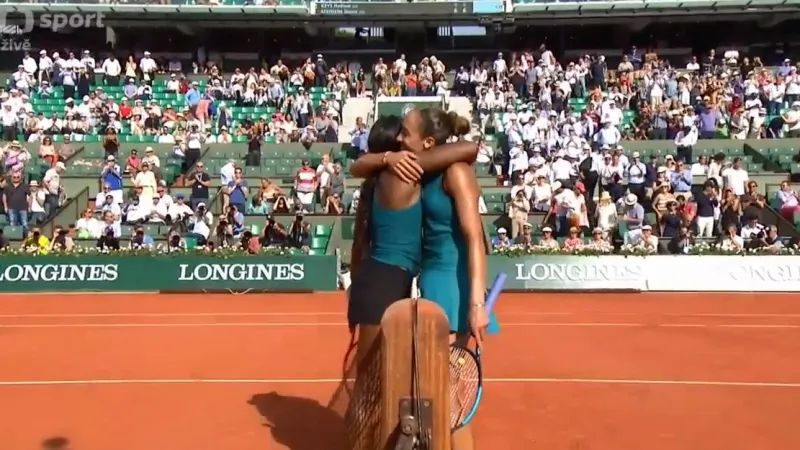 Sestřih utkání Stephensová - Keysová