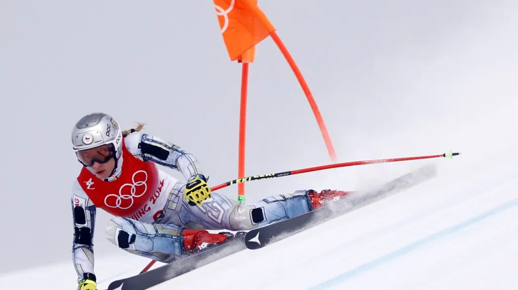 Ester Ledecká na trati olympijského sjezdu