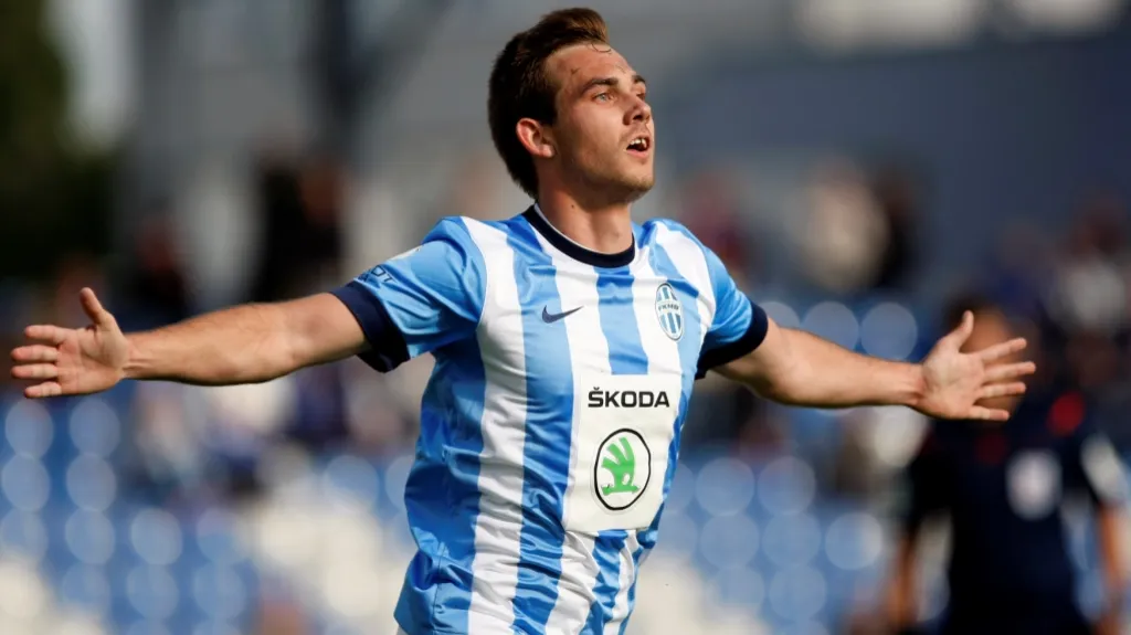 Stanislav Klobása se raduje po vstřelené brance