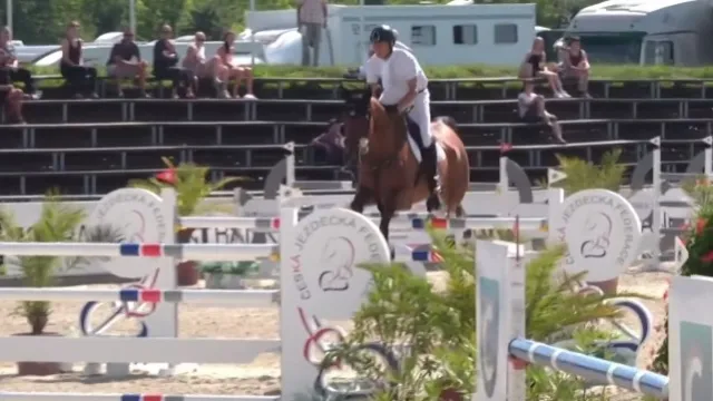 Opatrný v Olomouci zvítězil s Dedijtje i Foreverem