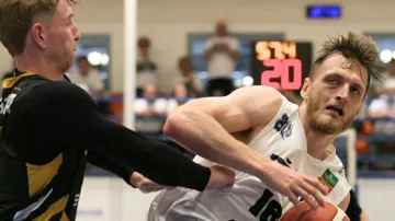 Sestřih 6. čtvrtfinále NBL Děčín – Písek