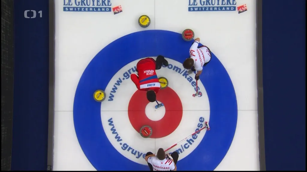 Čeští curleři si poradili na ME s Norskem. Češky nestačily na Dánsko