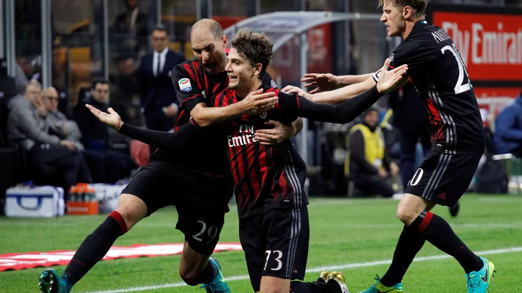 Slavící hráči AC Milán