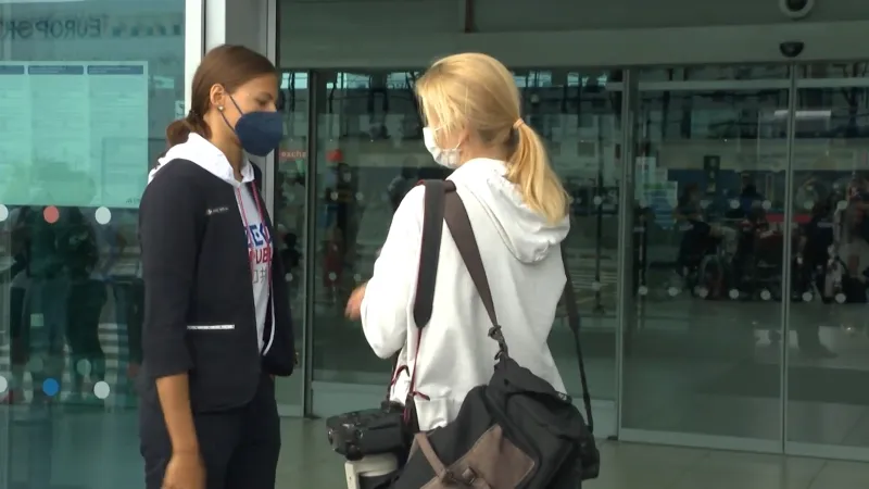 Do Tokia už odletěla Seemanová i Micka, odcestovali i české koně