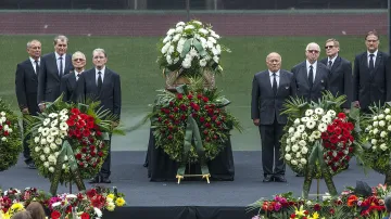 Poslední rozloučení s Josefem Masopustem na Julisce