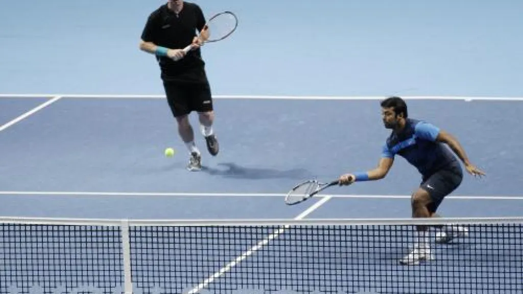 Lukáš Dlouhý a Leander Paes