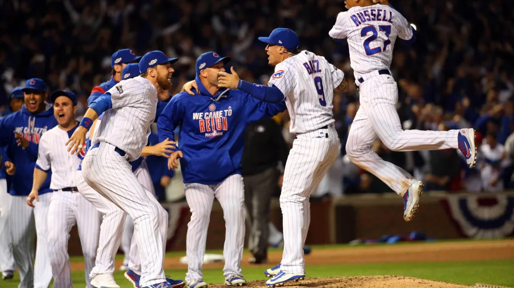 Radost baseballistů Chicaga Cubs